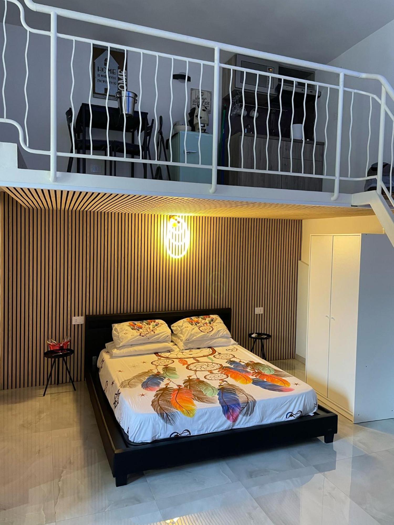 Апартаменты Charm E Chic Неаполь Экстерьер фото